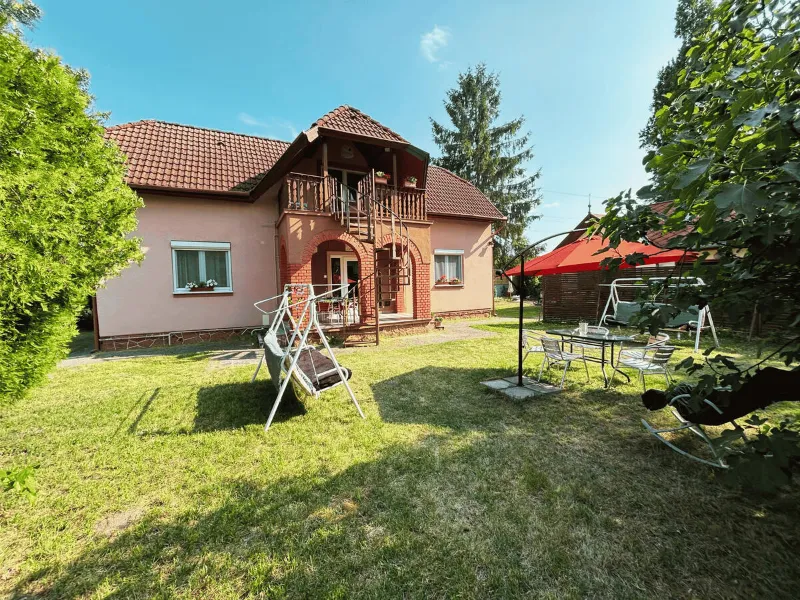 Demona apartmanok