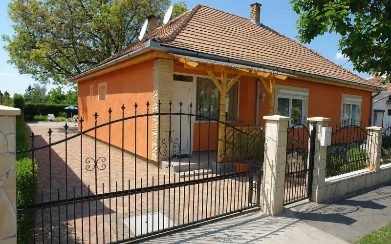 Andrea Apartman