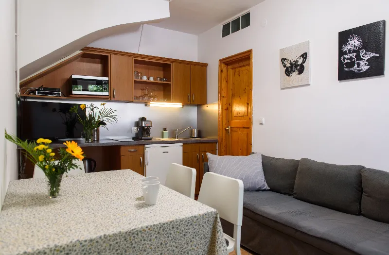 Steiner Villa -földszinti apartman F1