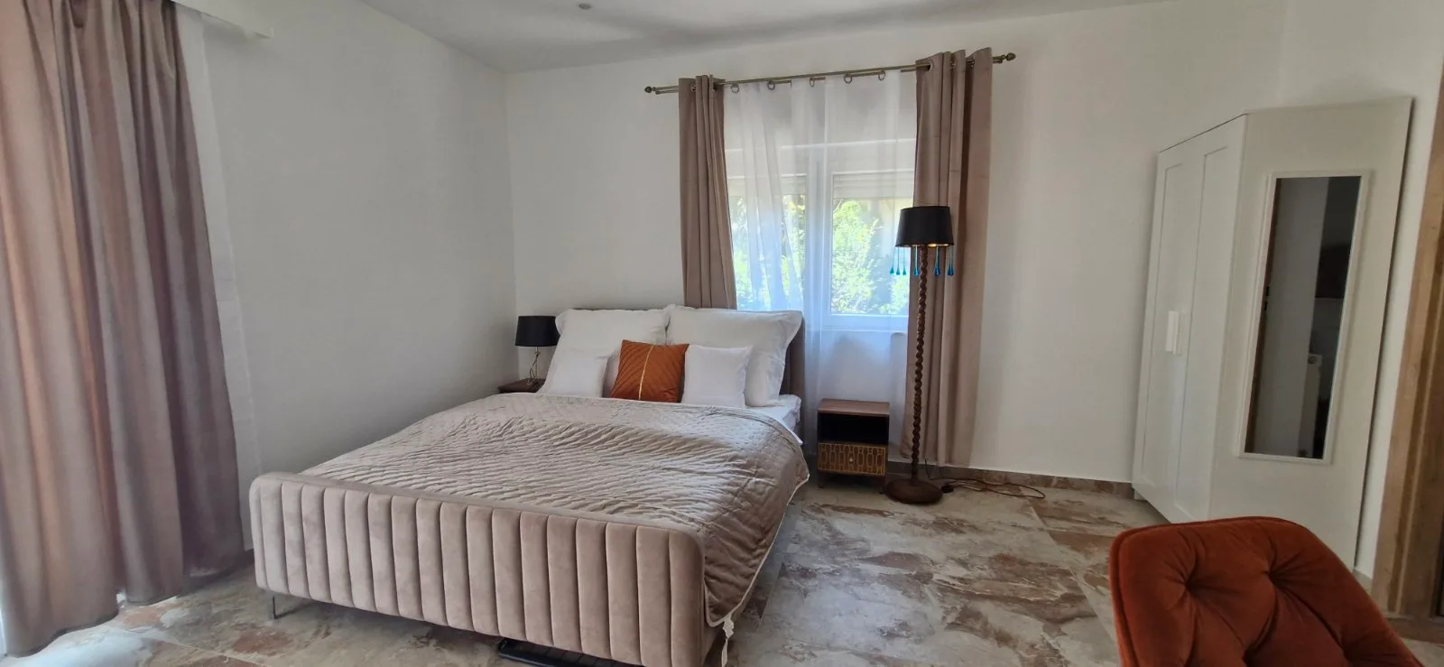 Kapitány MP Luxury földszinti 3. apartman