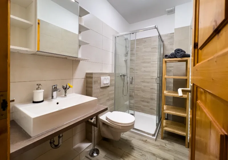 Steiner Villa -erkélyes apartman E1