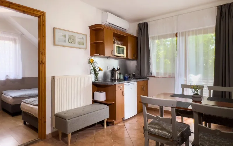 Steiner Villa E2