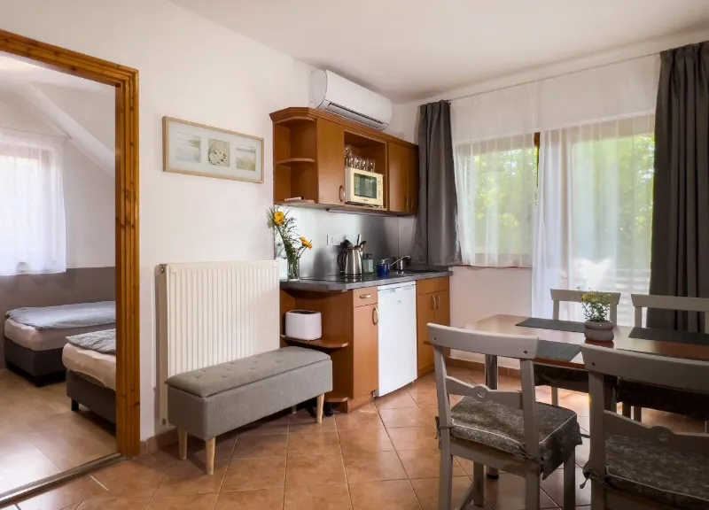 Steiner Villa E2